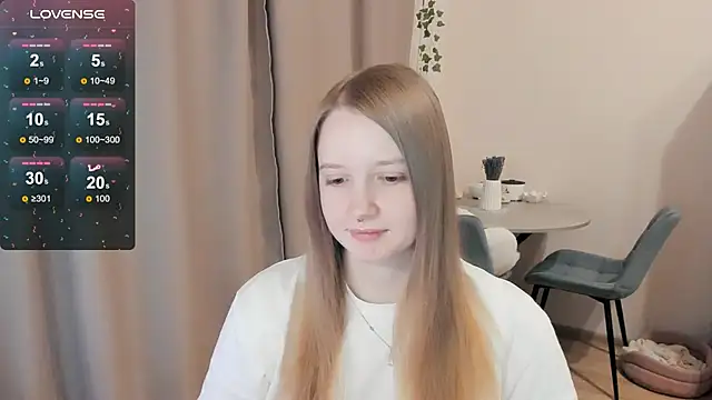 Snapshot of Alyaley chatting on November 15, 5:09 pm Alyaley online show from November 15, 5:09 pm