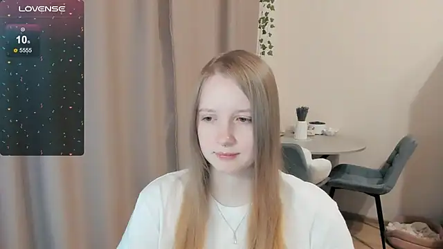 Snapshot of Alyaley chatting on November 20, 6:40 pm Alyaley online show from November 20, 6:40 pm