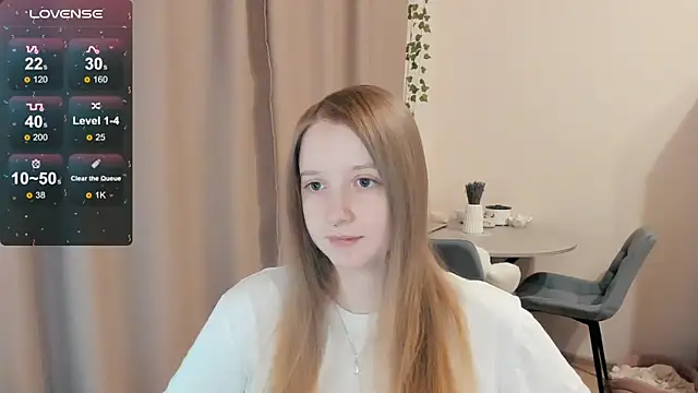 Snapshot of Alyaley chatting on November 23, 1:05 am Alyaley online show from November 23, 1:05 am