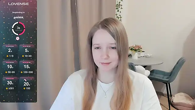 Snapshot of Alyaley chatting on December 23, 9:07 am Alyaley online show from December 23, 9:07 am