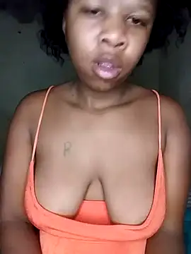 Snapshot of cindyxxx1 chatting on December 5, 2:31 am cindyxxx1 online show from December 5, 2:31 am