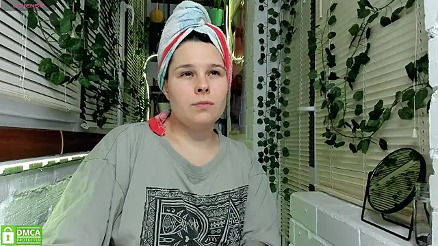 Candys booty online show from December 11, 4:31 pm