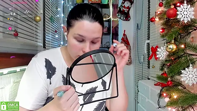 Candys booty online show from December 29, 12:30 am