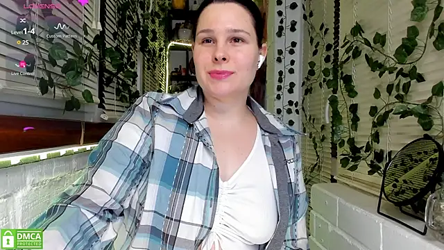 Candys booty online show from February 4, 9:20 pm