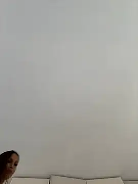 Syka0001 online show from February 5, 9:46 am