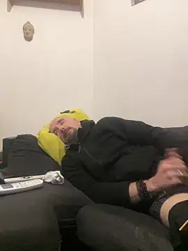 Snapshot of branleurbidu90 chatting on January 18, 7:28 pm branleurbidu90 online show from January 18, 7:28 pm