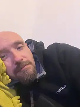 Snapshot of branleurbidu90 chatting on February 14, 4:48 pm branleurbidu90 online show from February 14, 4:48 pm