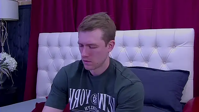 EthanPinkman online show from October 5, 5:17 am