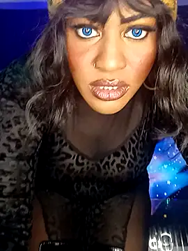 AmazonianMistress online show from December 11, 10:16 pm