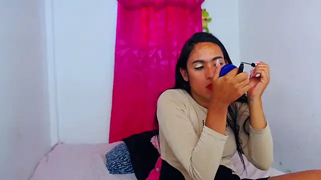 misss estrella online show from September 20, 8:32 pm