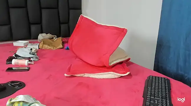 Aurora doll23 online show from December 20, 5:18 pm