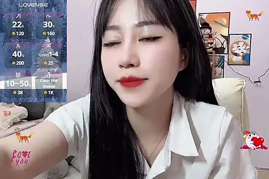  LLisa  online show from February 21, 7:21 pm