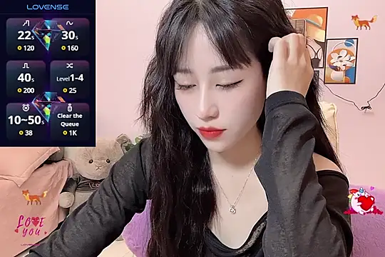  LLisa  online show from March 10, 6:56 pm