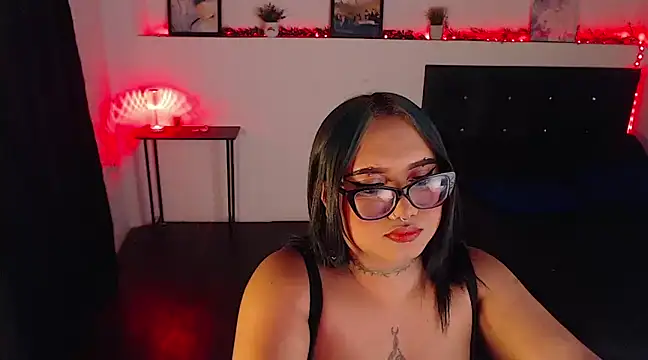 LiaScarlett online show from December 31, 5:33 am