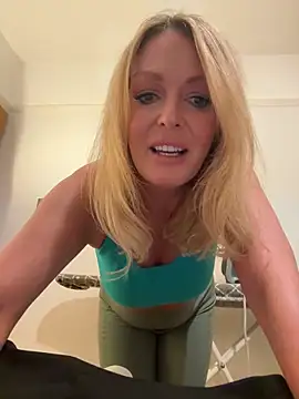 Snapshot of JodiSands chatting on January 5, 4:06 pm JodiSands online show from January 5, 4:06 pm