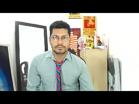 Snapshot of MikeRiverx chatting on December 3, 6:15 am MikeRiverx online show from December 3, 6:15 am