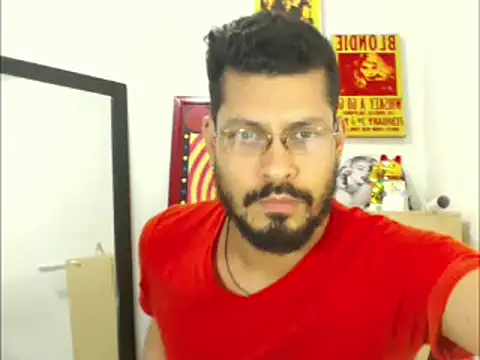 Snapshot of MikeRiverx chatting on February 18, 3:31 am MikeRiverx online show from February 18, 3:31 am