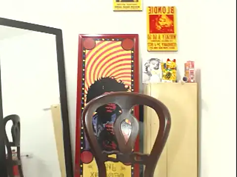 Snapshot of MikeRiverx chatting on March 2, 7:23 pm MikeRiverx online show from March 2, 7:23 pm