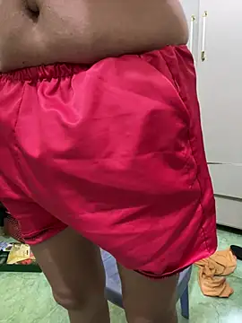 2HotAsain4u online show from February 1, 9:46 pm