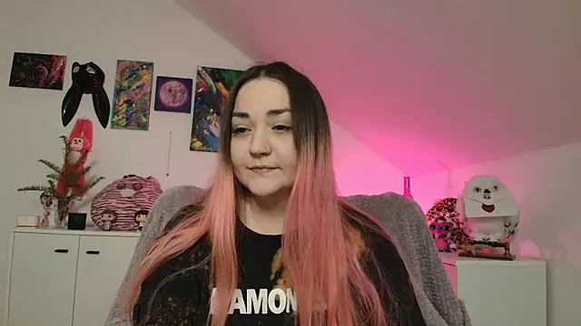 PinkHurricaneOfficial online show from April 10, 2:33 pm