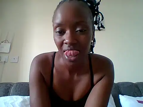Snapshot of sexy_darleen23 chatting on February 6, 8:50 am sexy darleen23 online show from February 6, 8:50 am