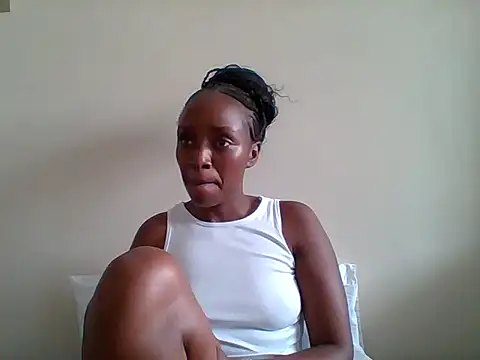 Snapshot of sexy_darleen23 chatting on March 9, 1:04 pm sexy darleen23 online show from March 9, 1:04 pm