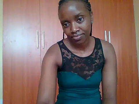 Snapshot of sexy_darleen23 chatting on September 18, 8:27 am sexy darleen23 online show from September 18, 8:27 am