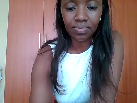 Snapshot of sexy_darleen23 chatting on October 2, 9:49 am sexy darleen23 online show from October 2, 9:49 am