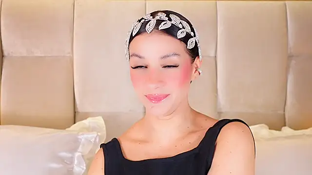 KiraKayleigh1 online show from November 17, 1:00 am