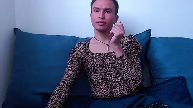 Snapshot of charlie_francis_quinzel chatting on November 19, 5:13 pm charlie francis quinzel online show from November 19, 5:13 pm