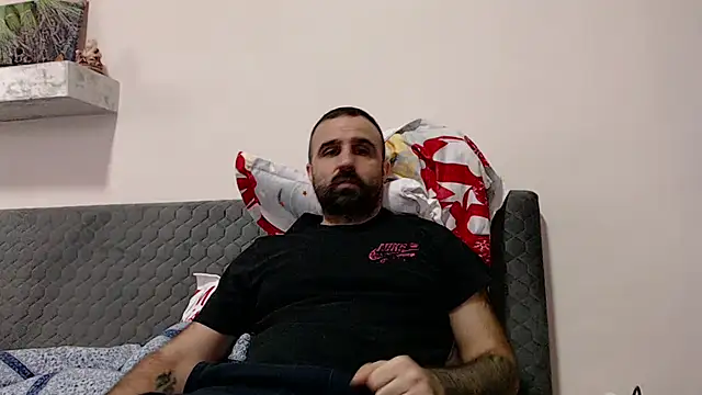 Snapshot of ivat80 chatting on January 12, 2:19 pm ivat80 online show from January 12, 2:19 pm