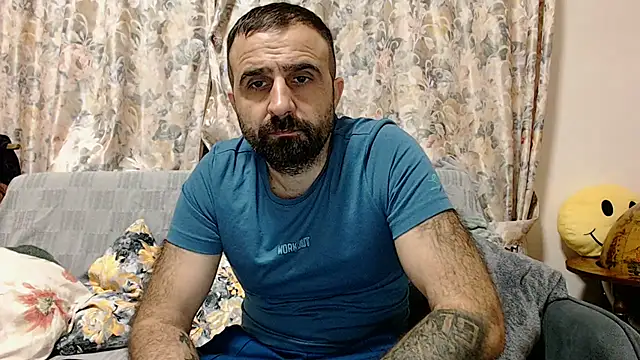 Snapshot of ivat80 chatting on February 2, 3:49 pm ivat80 online show from February 2, 3:49 pm