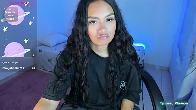 Riana Kean online show from January 28, 2:43 am