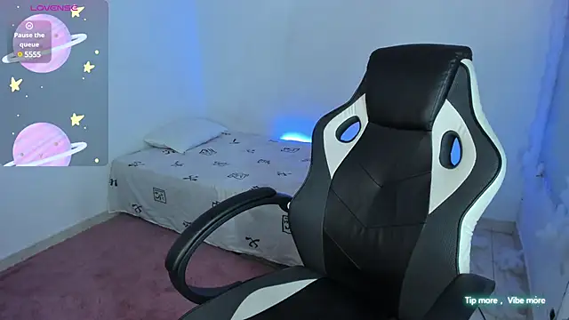 Riana Kean online show from February 25, 2:25 am