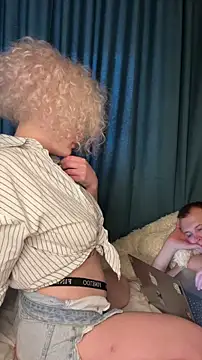 MrMrsRight online show from December 15, 11:01 am