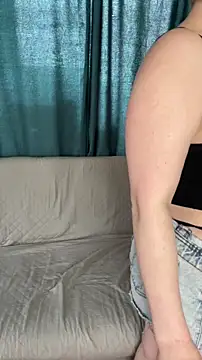 MrMrsRight online show from March 18, 8:14 am