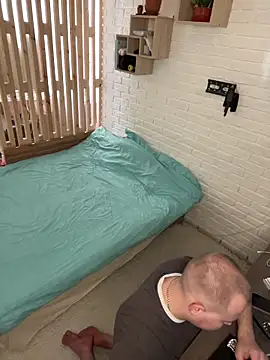 MrMrsRight online show from October 26, 11:27 am