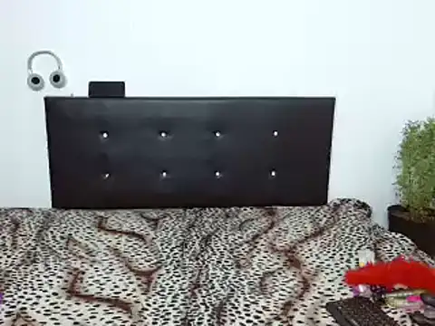 Shanttal0272 online show from February 18, 10:05 am