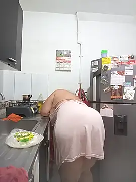 Shanttal0272 online show from April 1, 1:41 pm