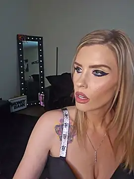 ellieconradxo online show from June 4, 5:08 pm