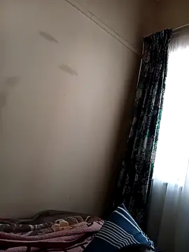 Snapshot of Smash018 chatting on September 18, 2:19 pm Smash018 online show from September 18, 2:19 pm