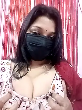 Snapshot of Beauty-khan chatting on February 13, 2:42 pm Beauty-khan online show from February 13, 2:42 pm