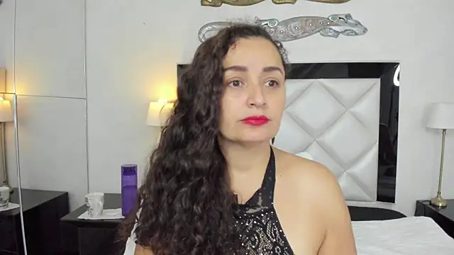  luna  sweet  online show from March 6, 3:24 am