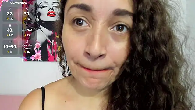  luna  sweet  online show from March 19, 9:27 pm