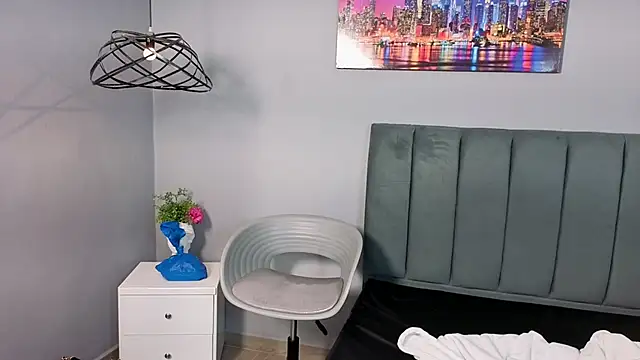 Snapshot of Alli_cooper chatting on April 17, 3:15 pm Alli cooper online show from April 17, 3:15 pm