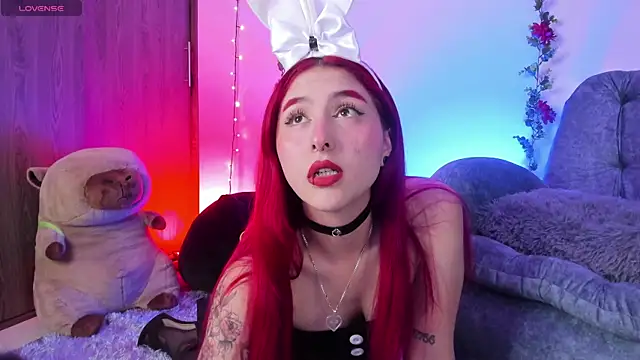 Megan wolf1  online show from April 15, 5:58 am