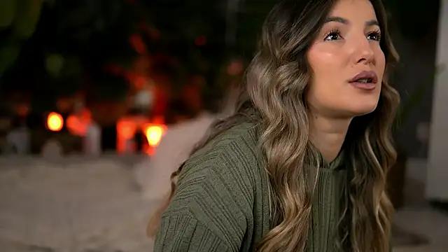 KellyMathews online show from February 21, 3:07 am