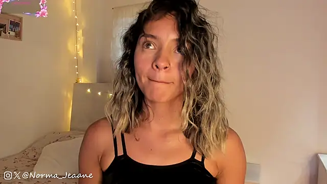 Norma-Jeaane online show from January 23, 9:07 pm