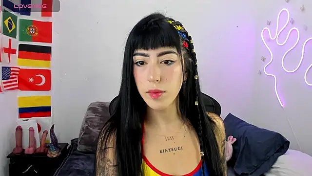 Snapshot of chaymae_nah_ chatting on July 7, 8:57 pm chaymae nah online show from July 7, 8:57 pm
