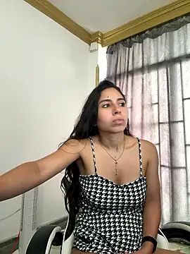 bella-black online show from January 15, 4:22 pm